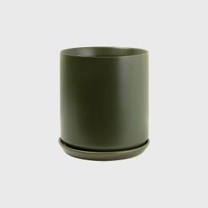 Xtra Large Oslo Plant pot with saucer and drainage hole
